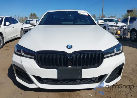 2021 BMW 530E из США, поврежденный, VIN WBA13AG00MCG65301